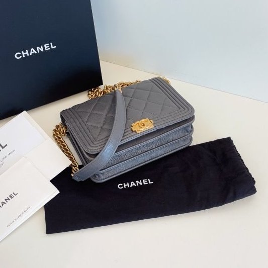 近新品 香奈兒/Chanel 灰色金扣荔枝皮leboy WOC鏈條包 芯片款-5