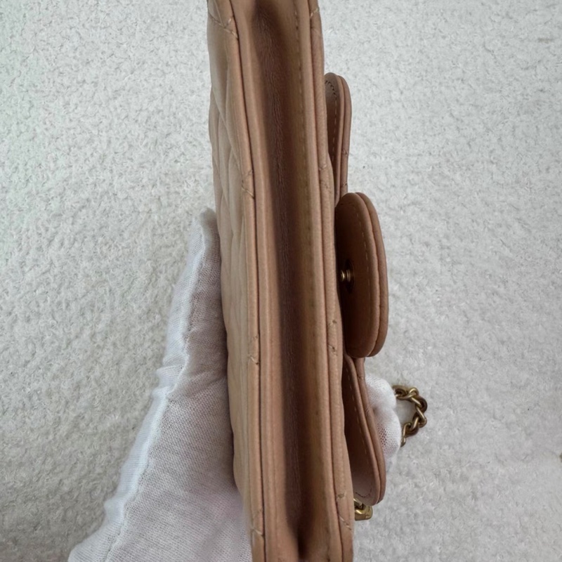 【97新✨ 全網最低價】 Chanel mini woc 奶茶色 金扣 手柄 羊皮 斜挎包 王心凌同款(下單前先詢問庫存❗️)-3