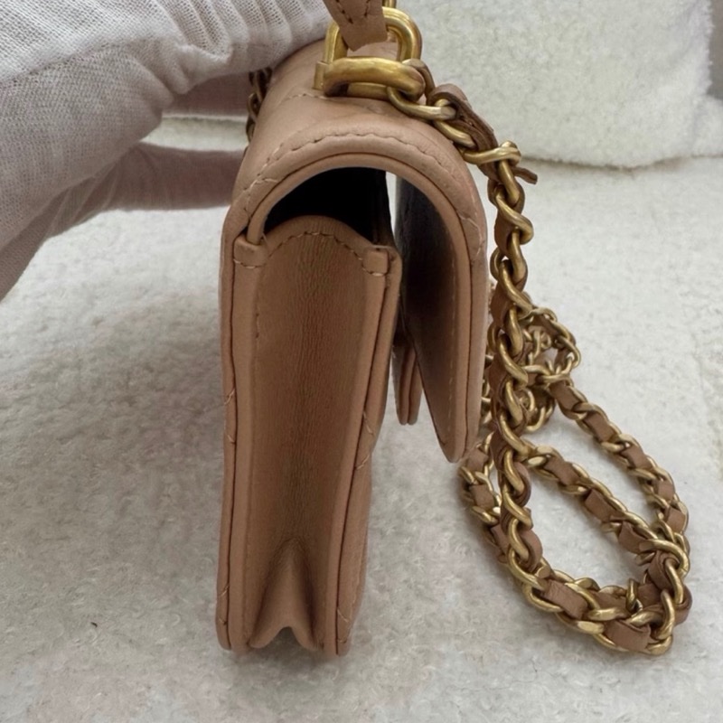 【97新✨ 全網最低價】 Chanel mini woc 奶茶色 金扣 手柄 羊皮 斜挎包 王心凌同款(下單前先詢問庫存❗️)-7