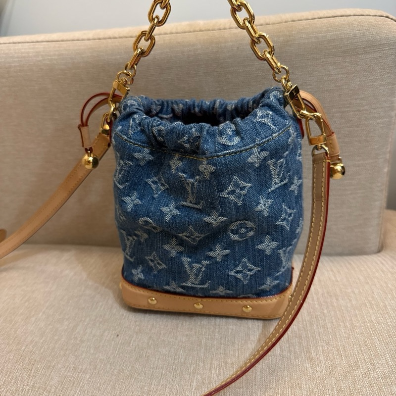 Louis Vuitton最新Nano Noé 藍色Monogram圖案牛仔布水桶包-5