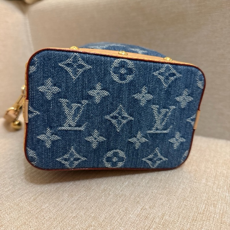 Louis Vuitton最新Nano Noé 藍色Monogram圖案牛仔布水桶包-9