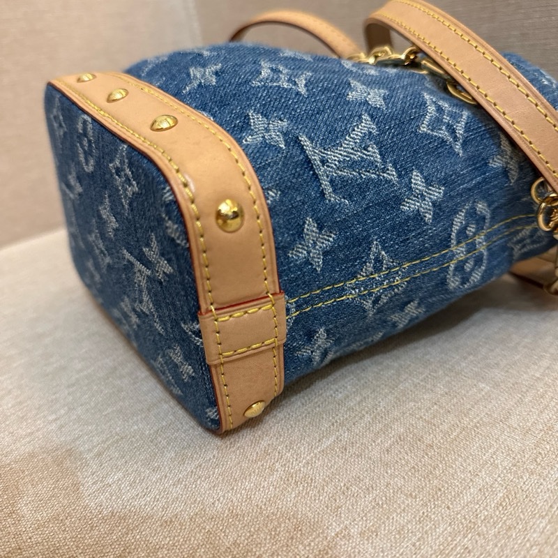 Louis Vuitton最新Nano Noé 藍色Monogram圖案牛仔布水桶包-13