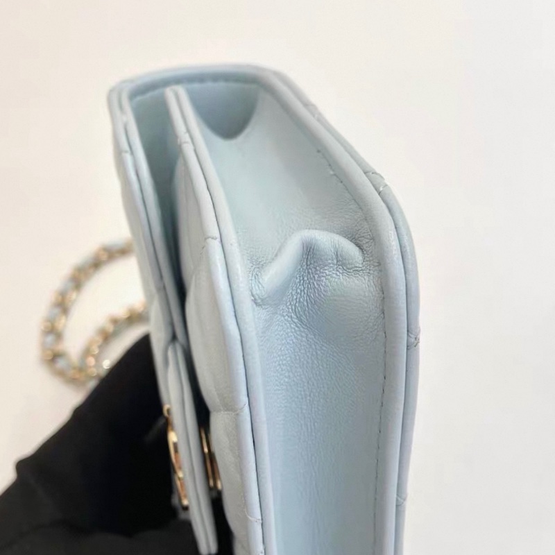 【96新✨ 全網最低價】 Chanel mini woc 天藍色 金扣 手柄 羊皮 斜挎包 王心凌同款(下單前先詢問庫存❗️)-4