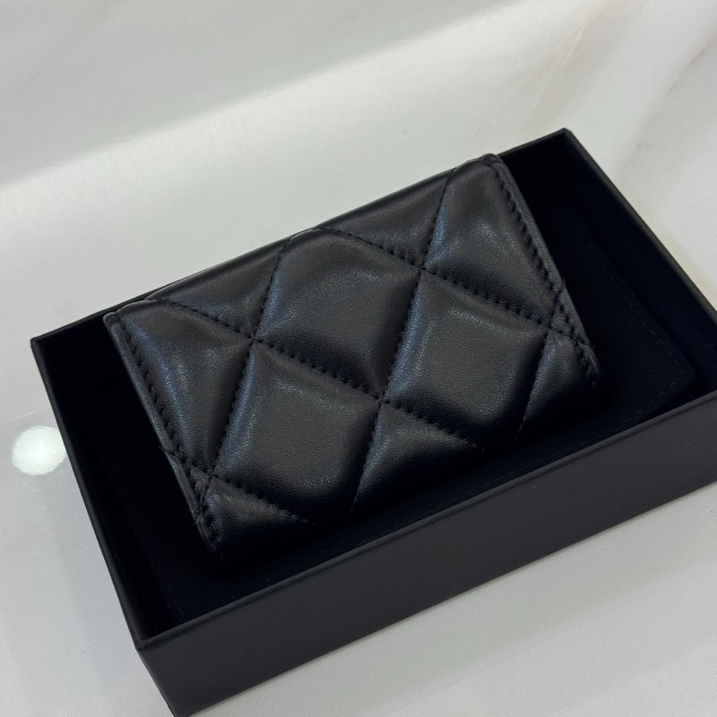 *SHIHNA名牌精品* CHANEL 19 黑金 羊皮口蓋名片夾-2