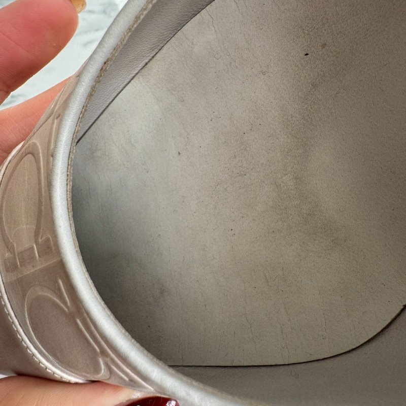 🎉優雅高級 Ferragamo 米白色LOGO高跟鞋-9