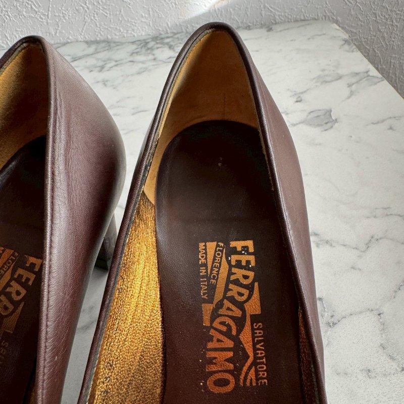 ❤️復古風格必入 Ferragamo 藏紅色復古高跟鞋-7