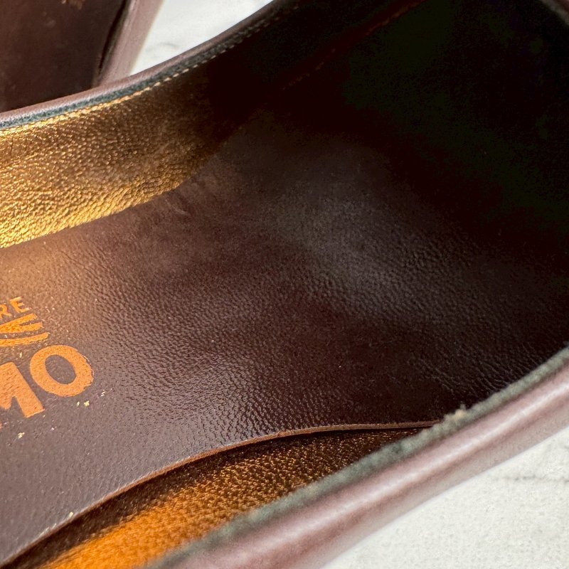 ❤️復古風格必入 Ferragamo 藏紅色復古高跟鞋-11