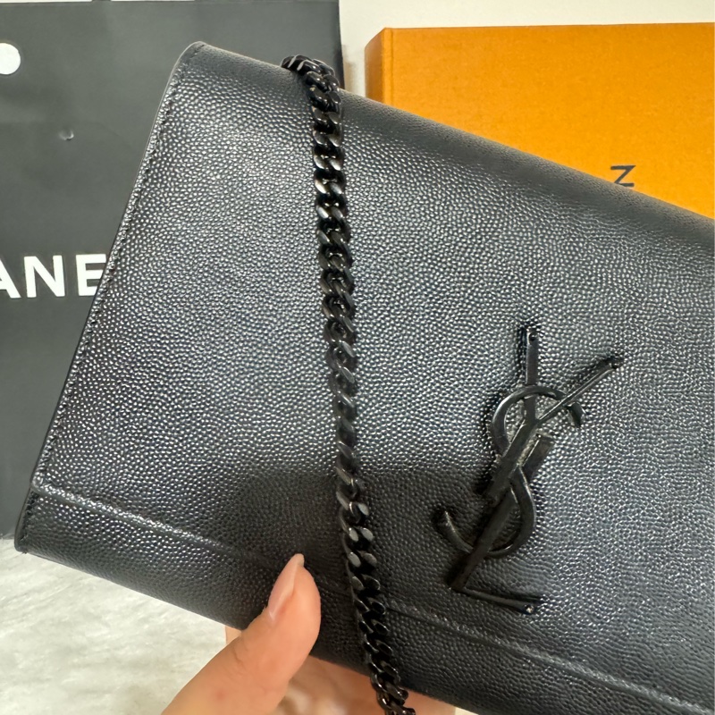ysl kate so black 鏈包-12