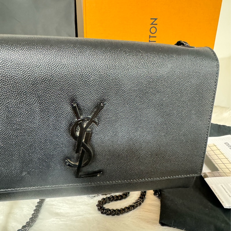 ysl kate so black 鏈包-21