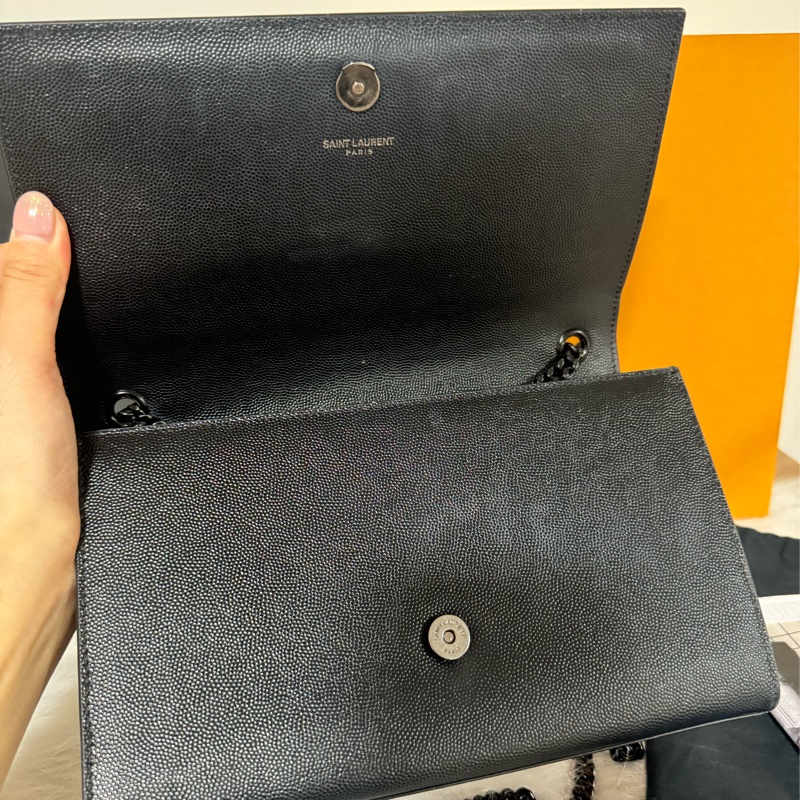 ysl kate so black 鏈包-23