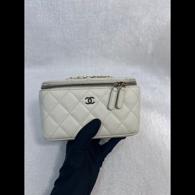 Chanel Vanity Case-2