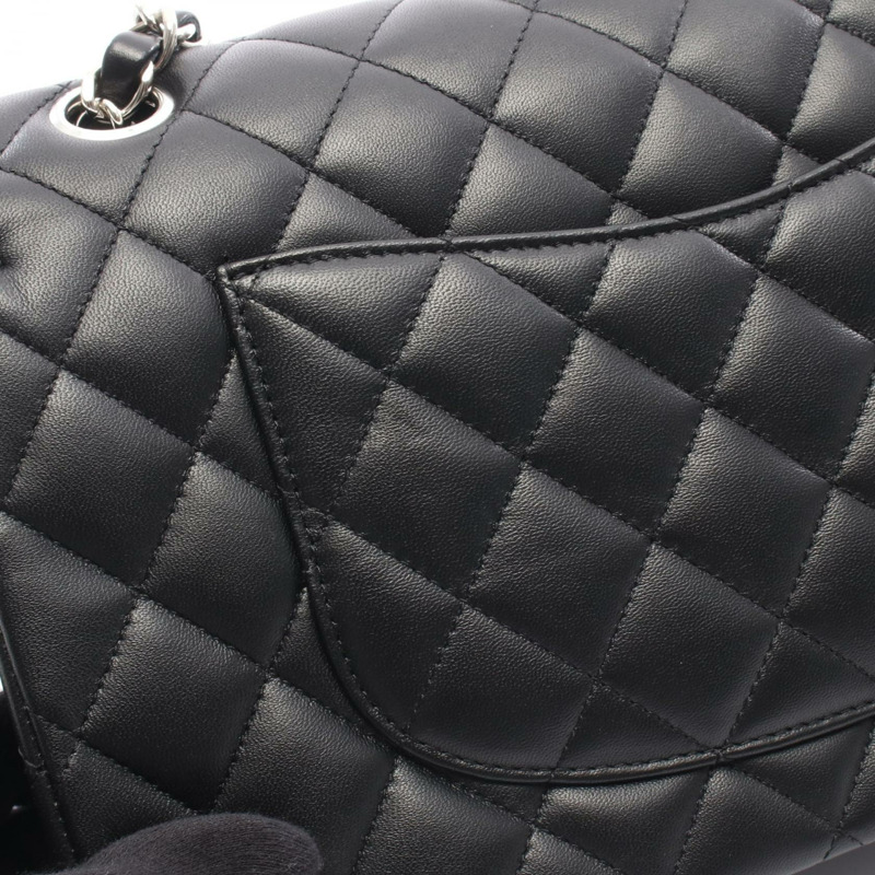 香奈兒 (CHANEL) Matelasse 雙蓋鏈條肩背包,羊皮材質,黑色,SHW 五金配件,二手女士 CC-7