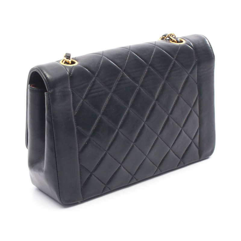 香奈兒 (CHANEL) 絎縫 Diana 翻蓋斜背鏈條包，羊皮材質，黑色，金色五金，二手-1