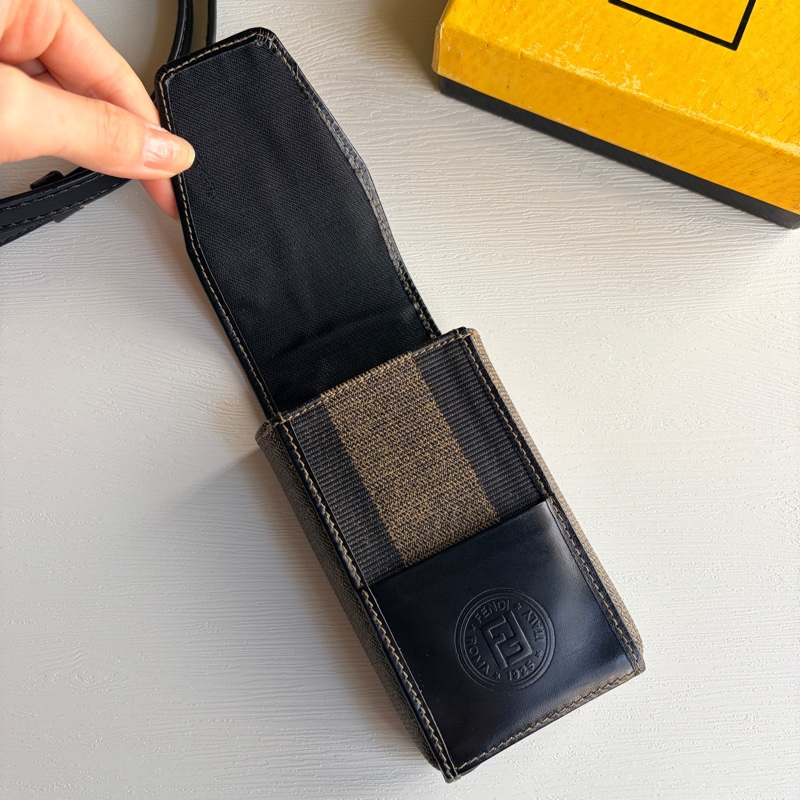 Fendi 芬迪 真皮收納盒 短夾 香煙盒 小錢包 wallet on chain-11