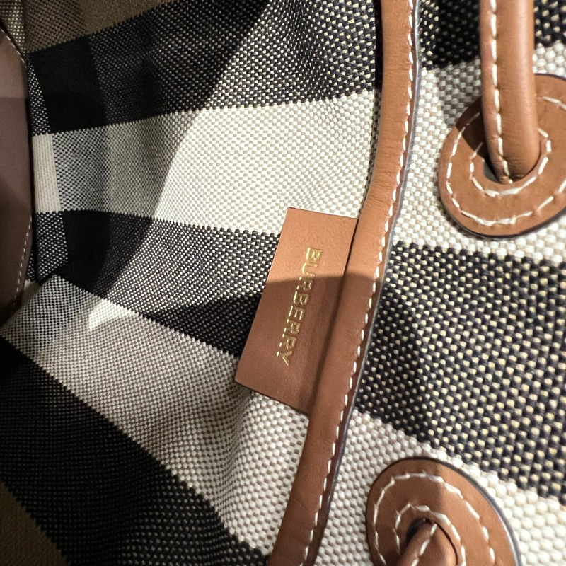 Burberry水桶包 全新 貨號 80840451-12