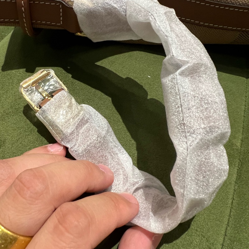 Burberry水桶包 全新 貨號 80840451-15