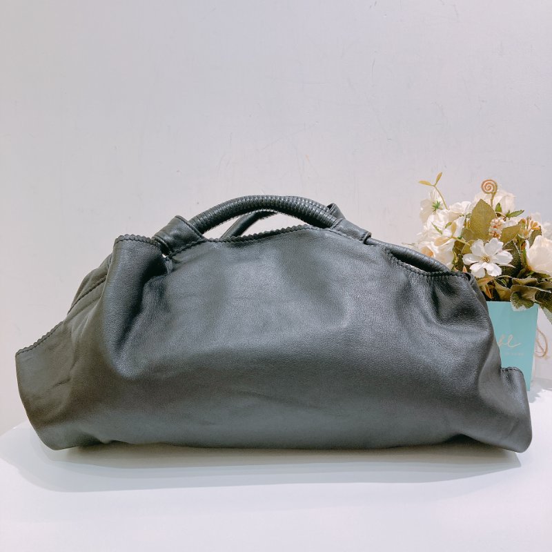 TW4724 Loewe 羅意威 手提包 黑色 中古包 Nappa Aire Leather Handbag Black-1