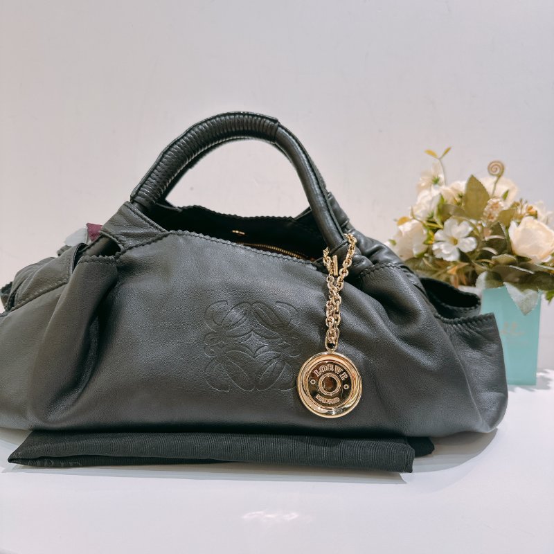 TW4724 Loewe 羅意威 手提包 黑色 中古包 Nappa Aire Leather Handbag Black-12