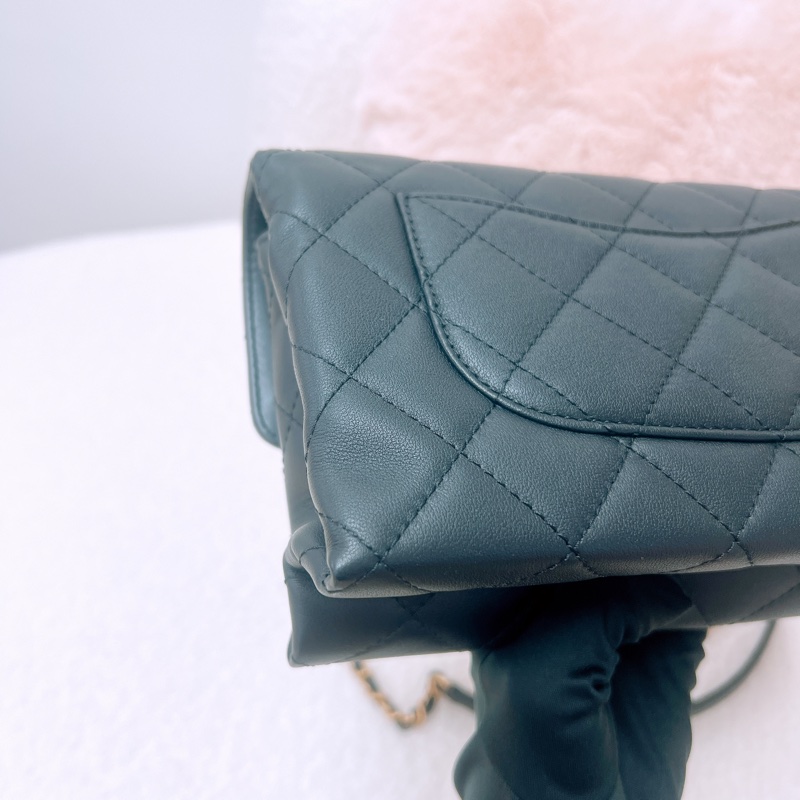 Chanel 黑金手柄翻蓋包-8