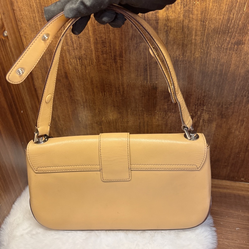 Salvatore Ferragamo 肩背包-1