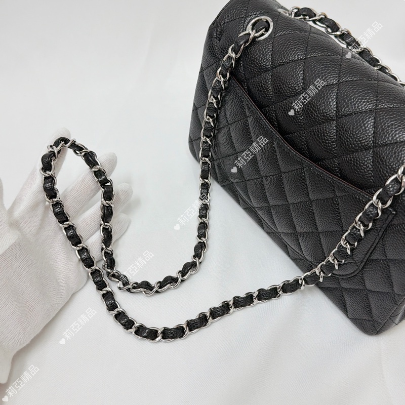 莉亞精品♡ Chanel cf23黑銀 近新美包-12