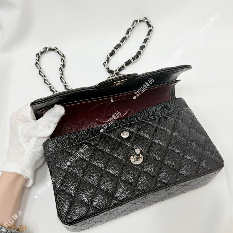 莉亞精品♡ Chanel cf23黑銀 近新美包-13