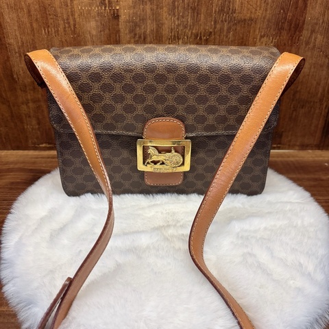 Celine 馬車印花肩背包