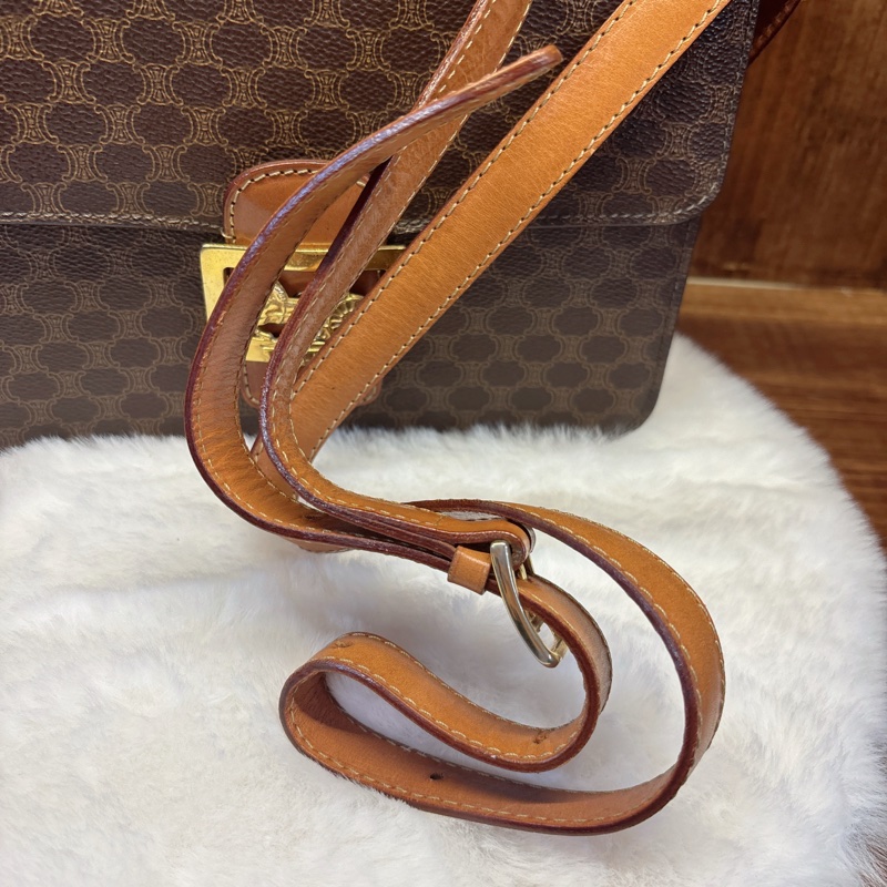 Celine 馬車印花肩背包-1