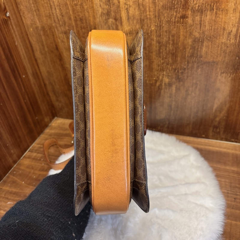 Celine 馬車印花肩背包-3