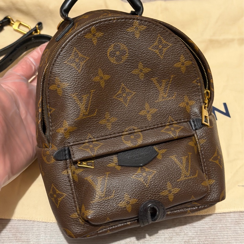 【96新 ✨ 全網最低價!】LV palm springs mini 迷你 小書包 成色超好!!(下單前先詢問庫存❗️)-5