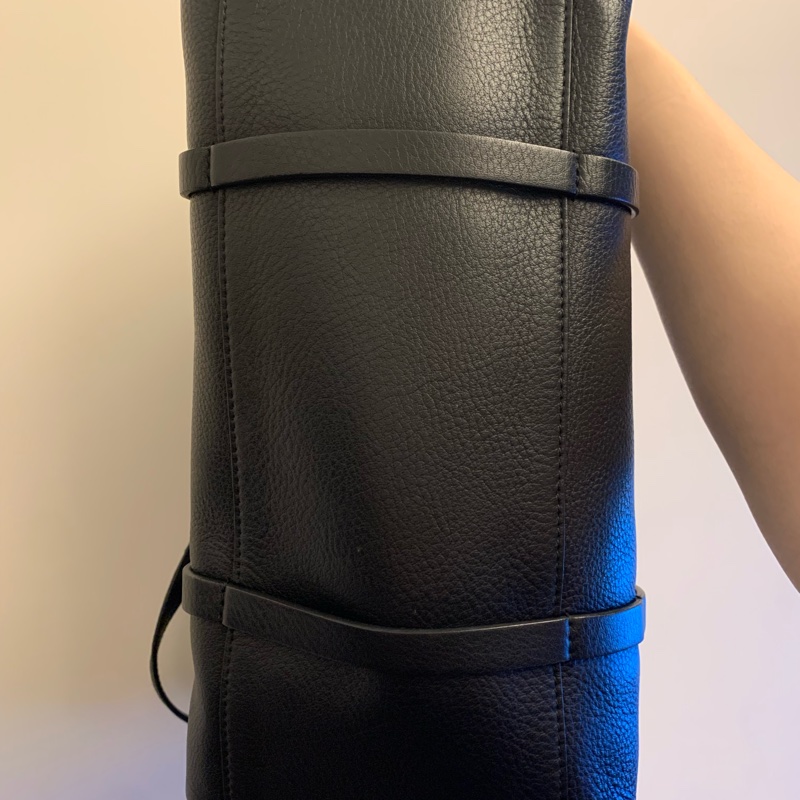 巴黎世家托特包-8