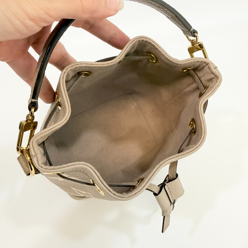 Louis Vuitton -斑鳩灰牛皮Nano Noé水桶包-10