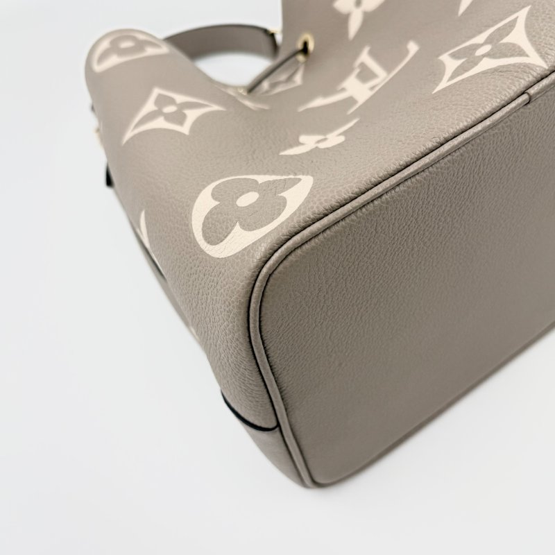 Louis Vuitton -斑鳩灰牛皮NéoNoé水桶包╻MM-10