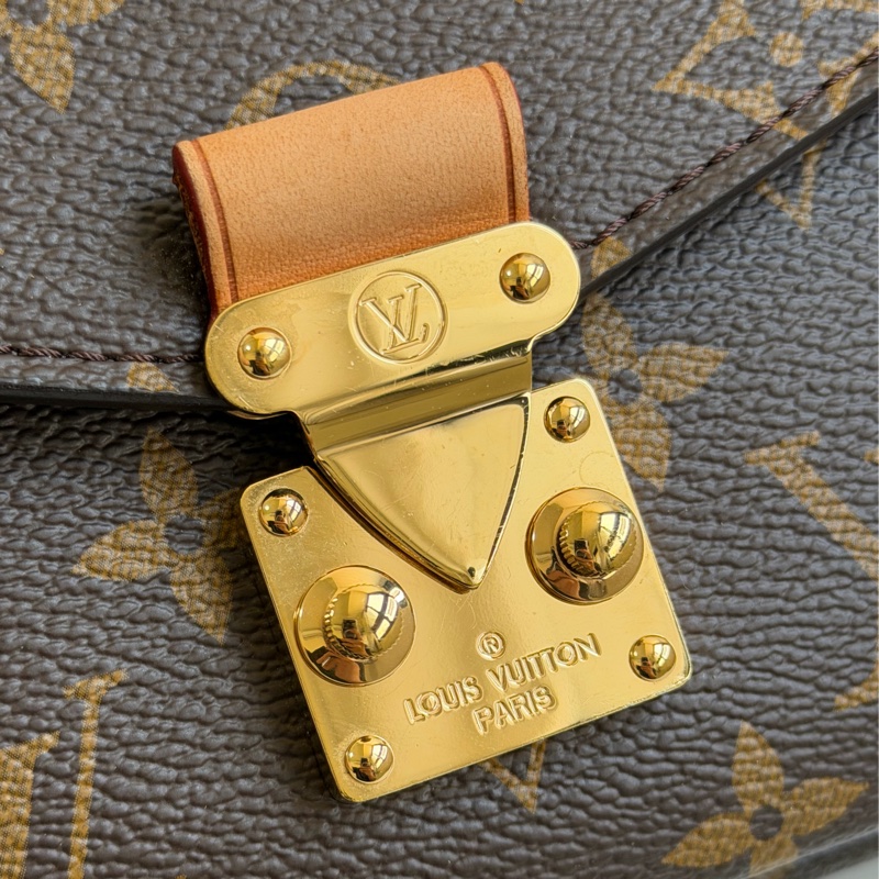 LV East west 新款郵差包 M46279晶片款-19