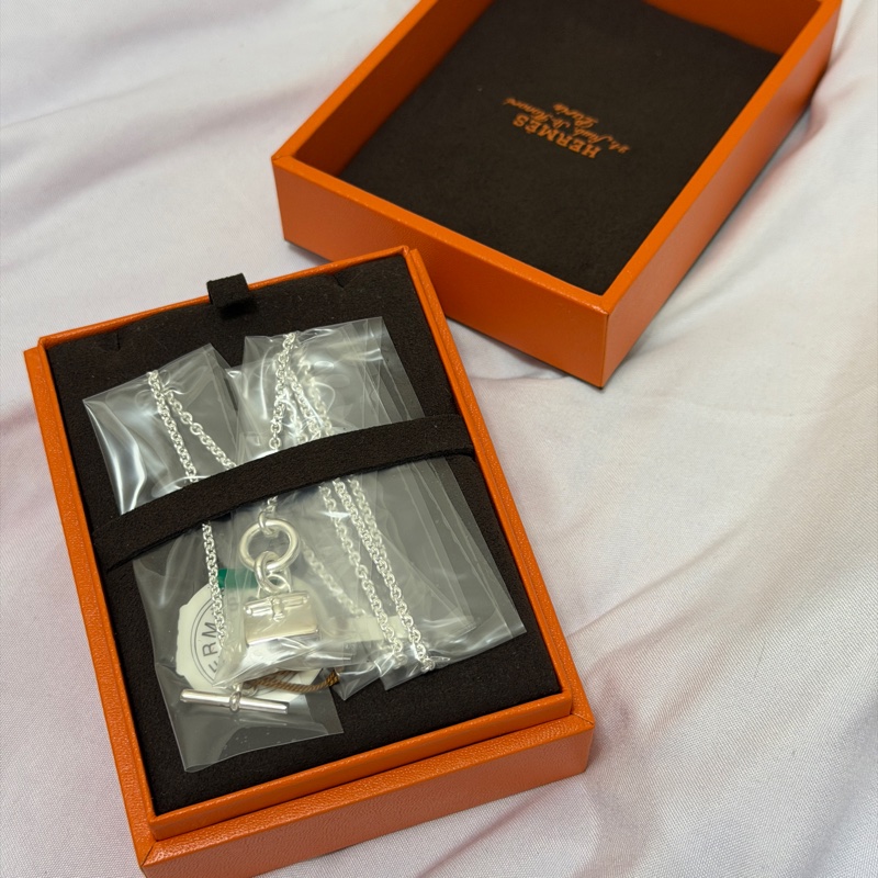 Amulettes Kelly Pendant-4