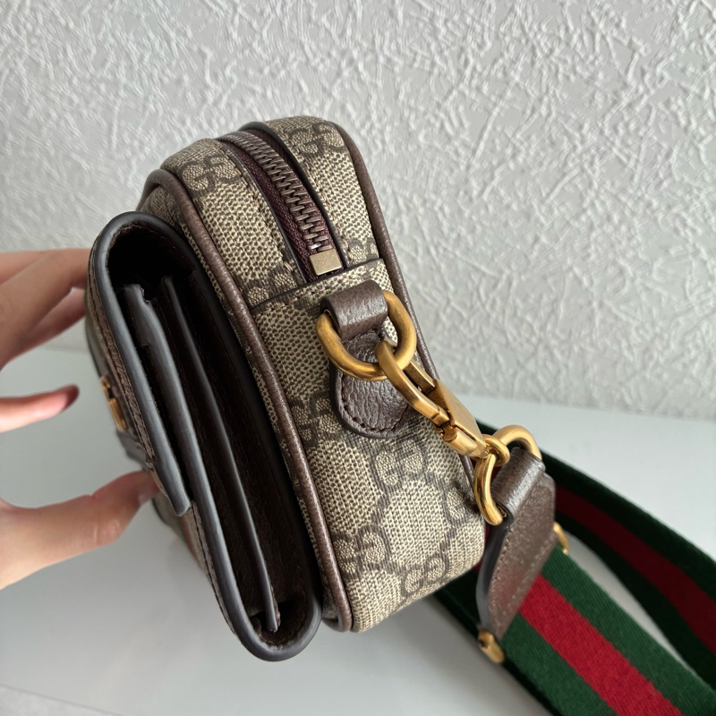 Gucci前口袋拉鏈相機包 斜背包 mini-1