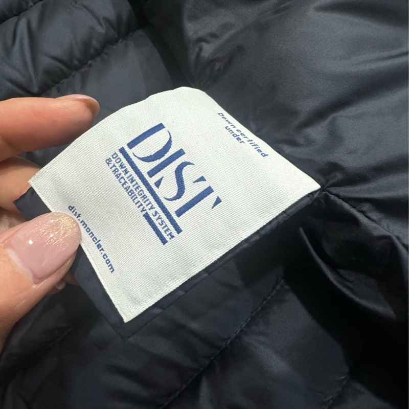 Moncler 羽絨外套-11