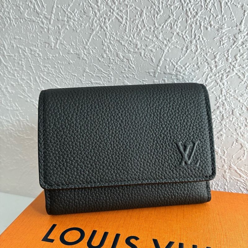 Lv黑皮革三摺短夾 零錢包 m26250 全新-6