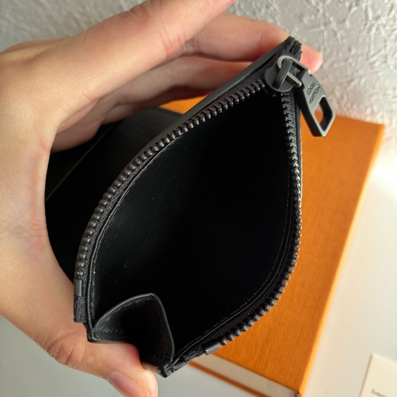 Lv黑皮革三摺短夾 零錢包 m26250 全新-17