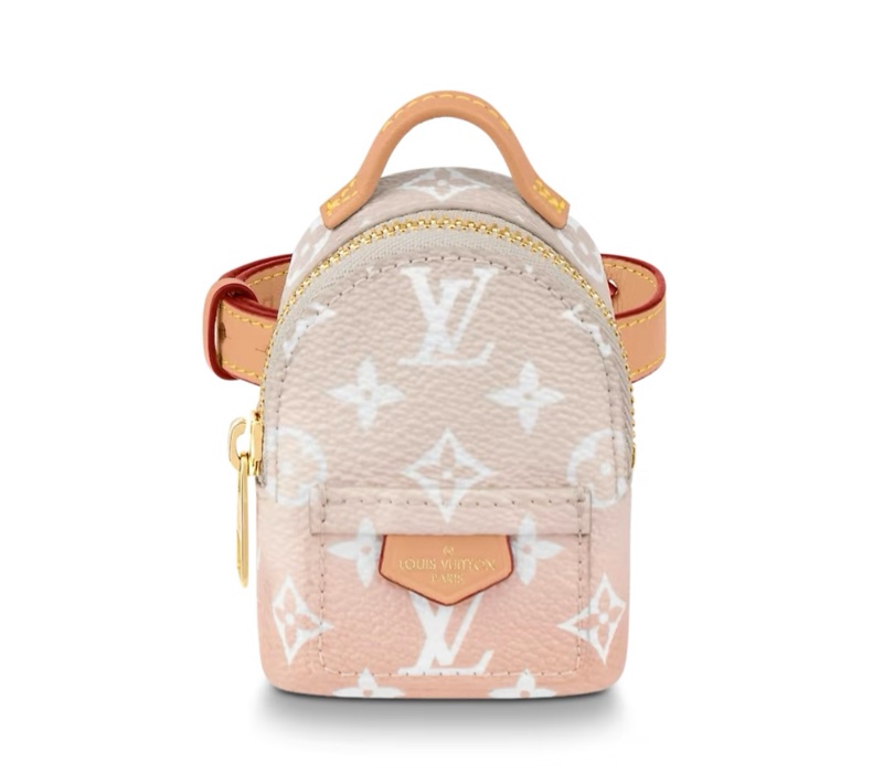 Louis Vuitton 99新 只裝得下可愛 手腕包/吊飾-1