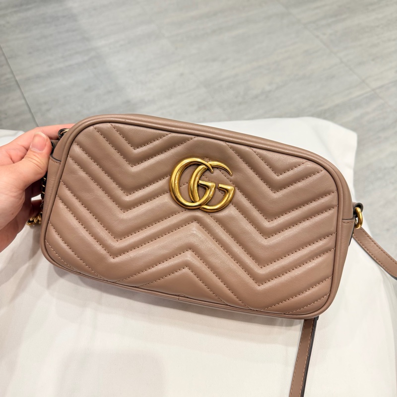 Gucci 經典 marmont 相機包 裸粉-1