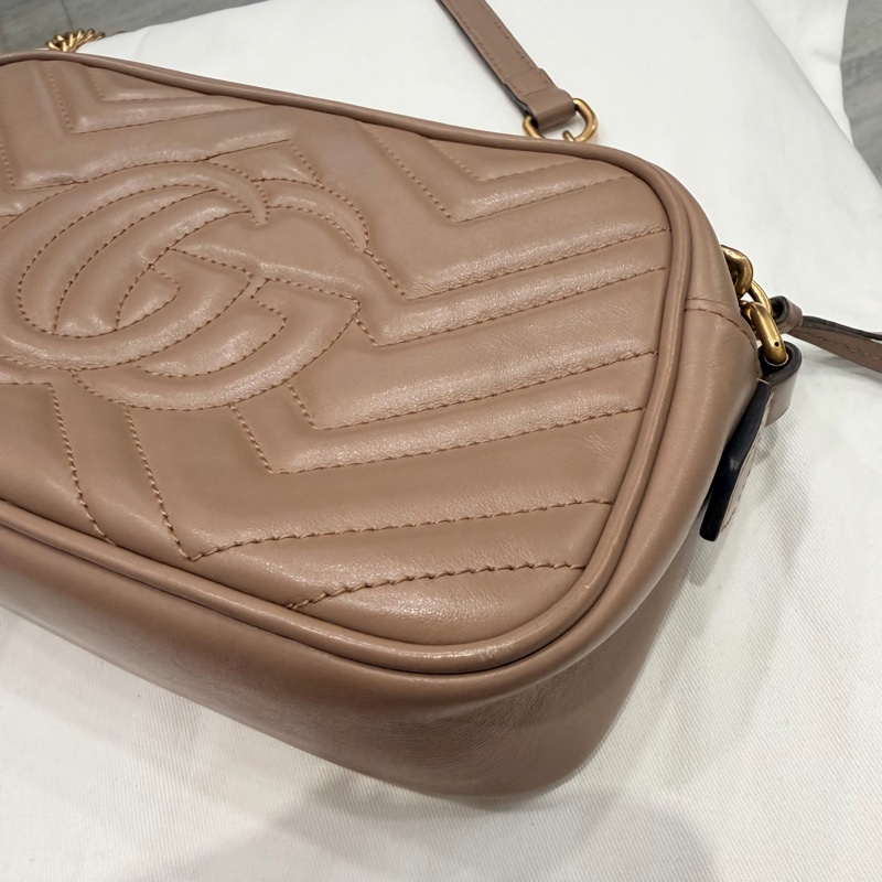 Gucci 經典 marmont 相機包 裸粉-13