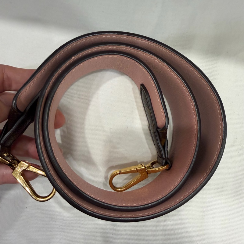 Louis Vuitton LV 經典老花拼粉 雙面 寬背帶-4