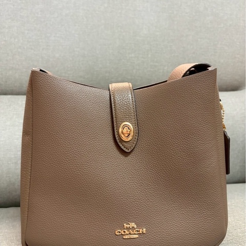 HADLEY 多功能斜背手袋