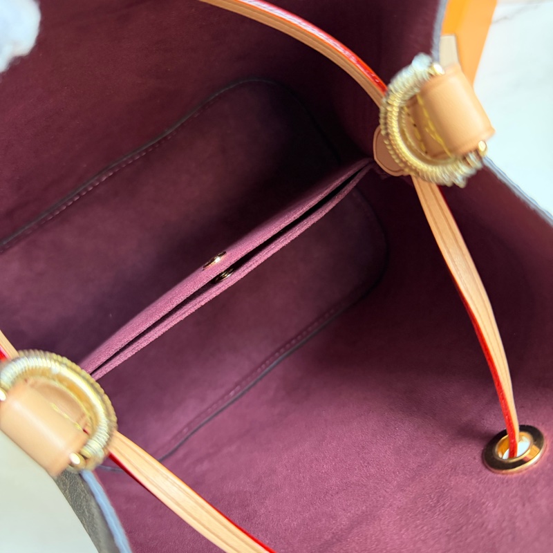 LV Néonoé BB 新款小水桶M46581 晶片款-6