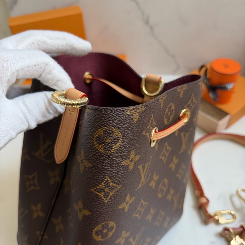 LV Néonoé BB 新款小水桶M46581 晶片款-10