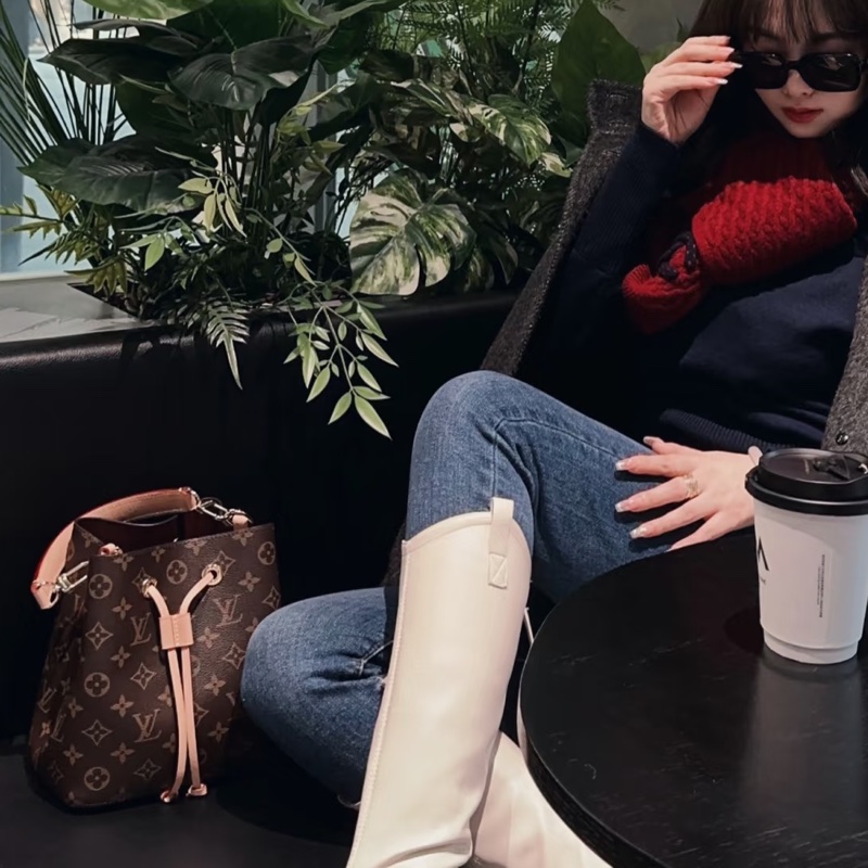 LV Néonoé BB 新款小水桶M46581 晶片款-27