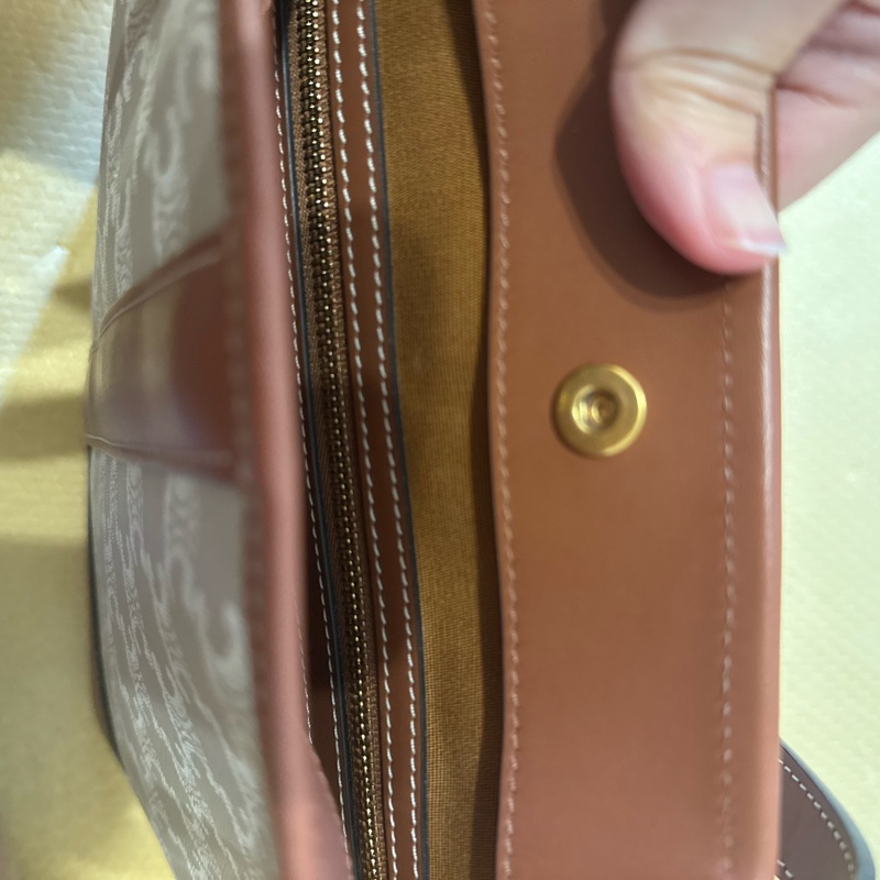 Celine 老花托特包(白色)-10