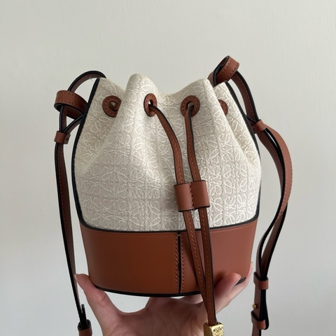 LOEWE 小號花紋水桶包氣球包 SMALL BALLOON BUCKET BAG