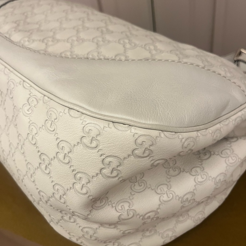 Gucci皮革手提托特包-9